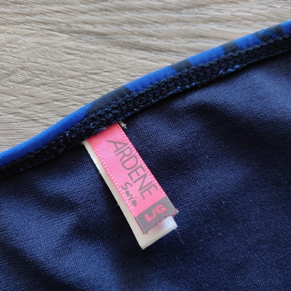 Ardene Swim Floral Pattern Bikini Set, Top XL and Bottom L - Picture 13 of 14